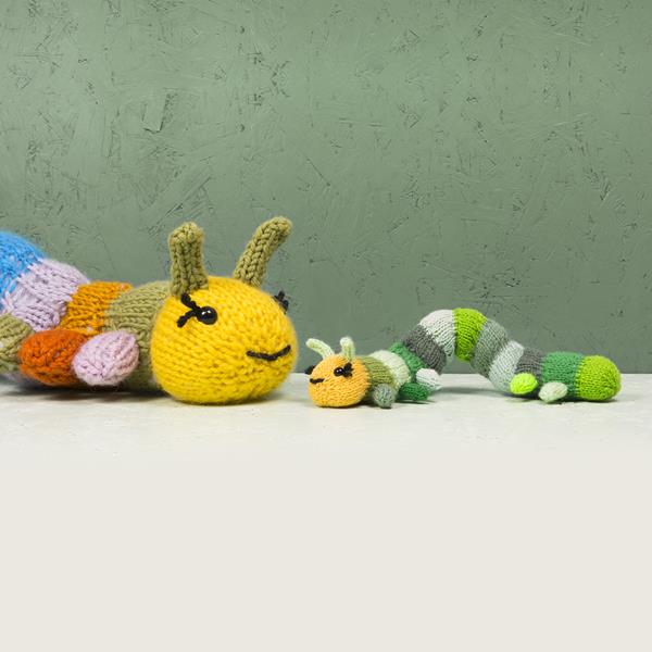 Sincerely Louise Giant Caterpillar Knitting Kit with Scrap Yarn C - 080432