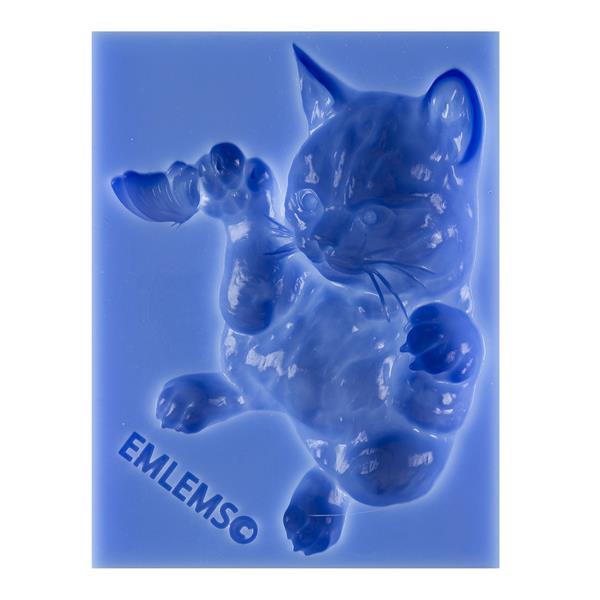 Emlems Playful Cat with Butterfly Silicone Mould - Large - 238284