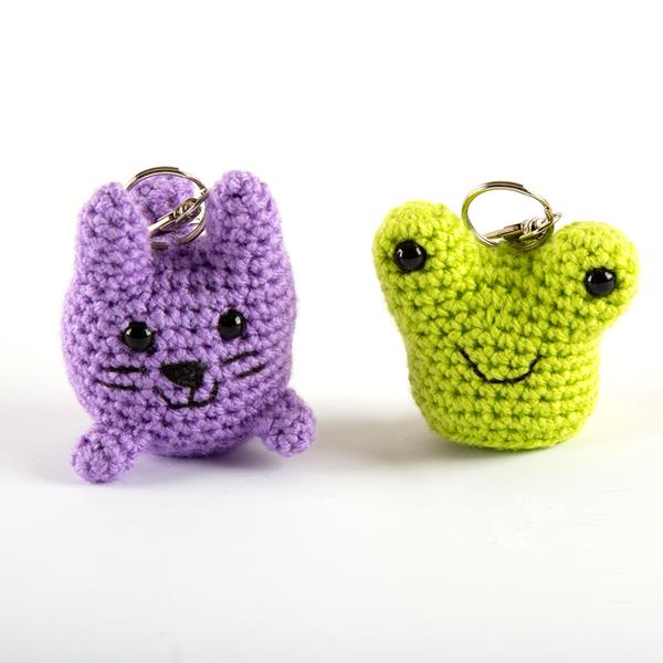 CroCreate Amigurumi Cat and Frog Crochet Keychain Kit Bundle - Ma - 259049