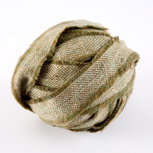 Ragged Life Green 100% Wool Blanket Yarn - 250g - 318689