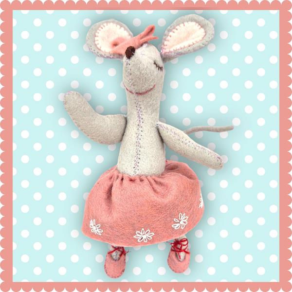Corinne Lapierre Little Mouse Ballet Dancer Mini Kit - 634094