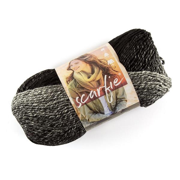 Lion Brand Scarfie 150g Ball of Yarn - 78% Acrylic/22% Wool - Cre - 766901