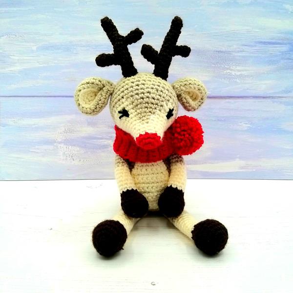 Wee Woolly Wonderfuls Ryan the Reindeer Crochet Kit - 834069
