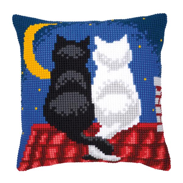 Vervaco Roof Top Cats Cross Stitch Cushion Kit - 889479
